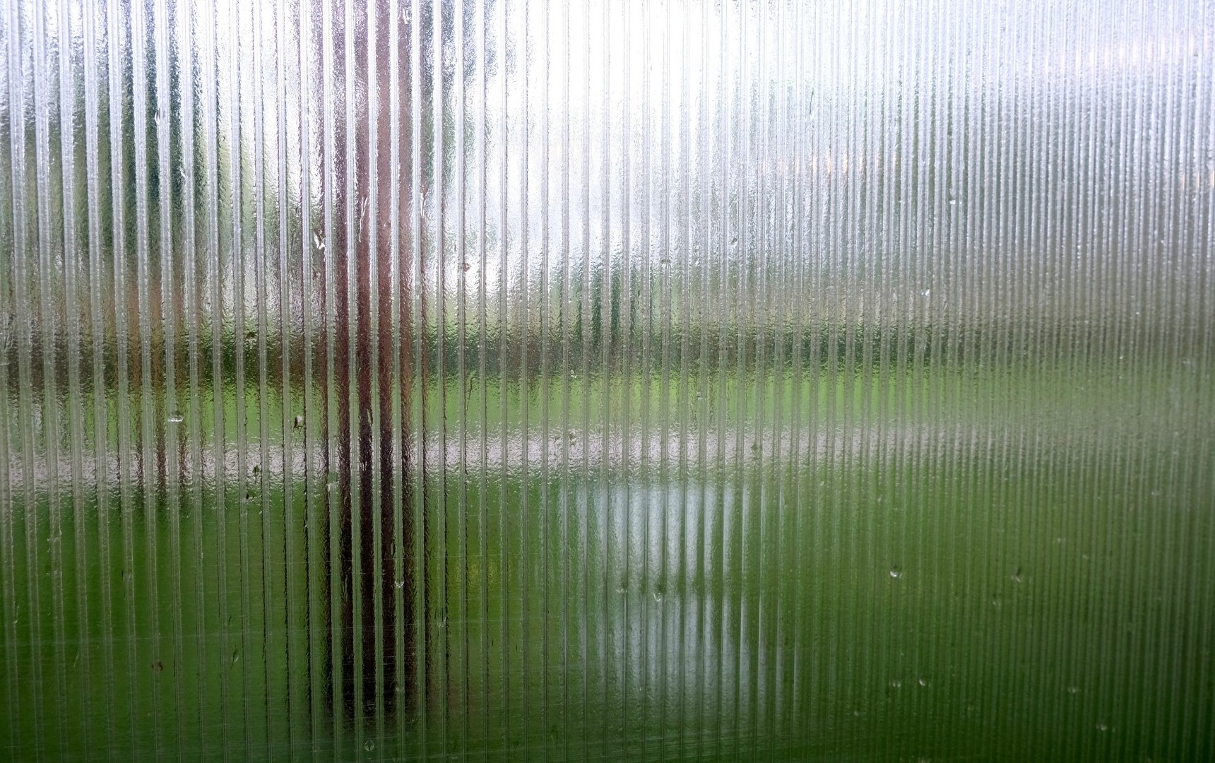 Reeded glass panels
