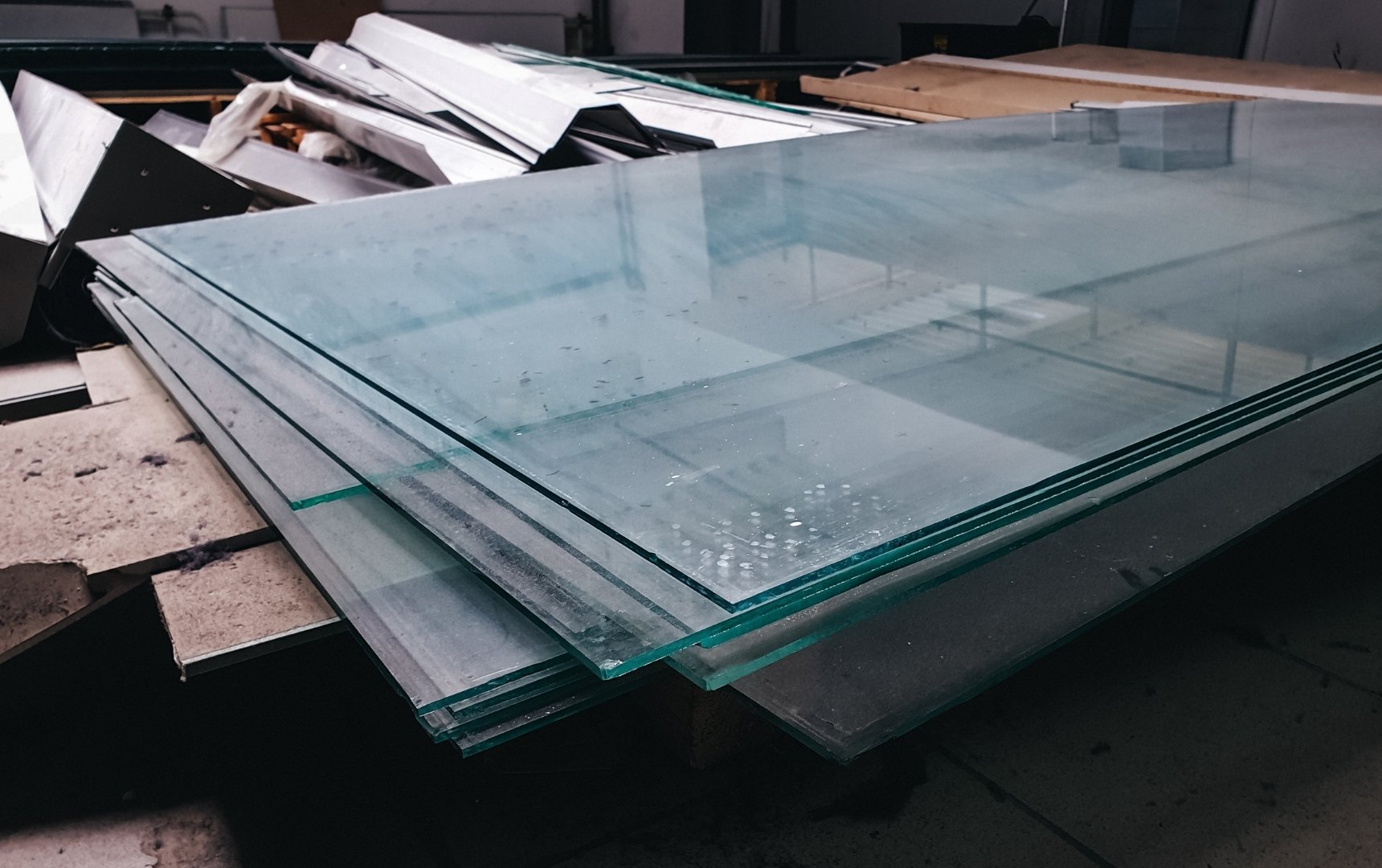 Tempered vs laminated glass